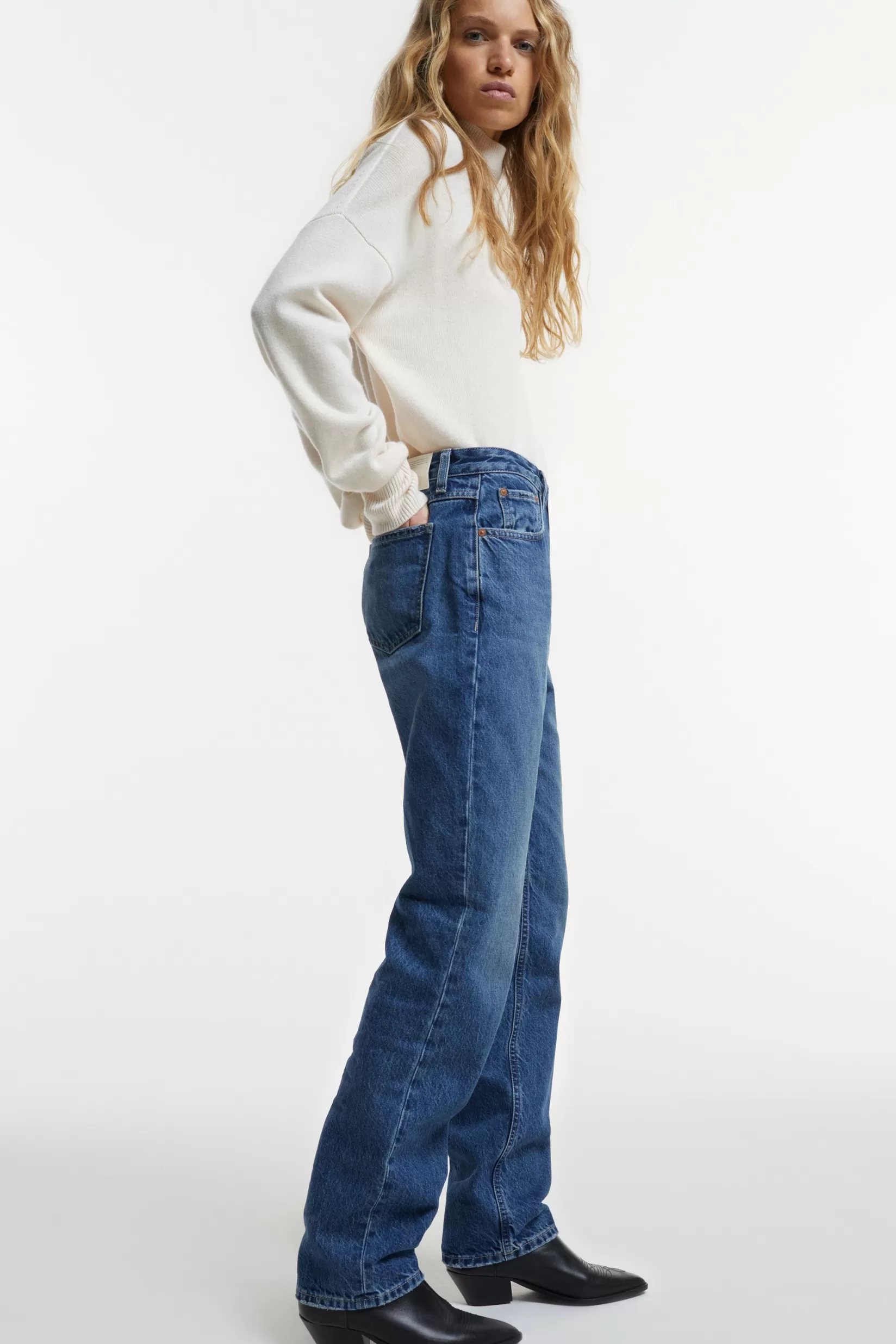Sale CLOSED A Better Blue Briston Dark Blue
