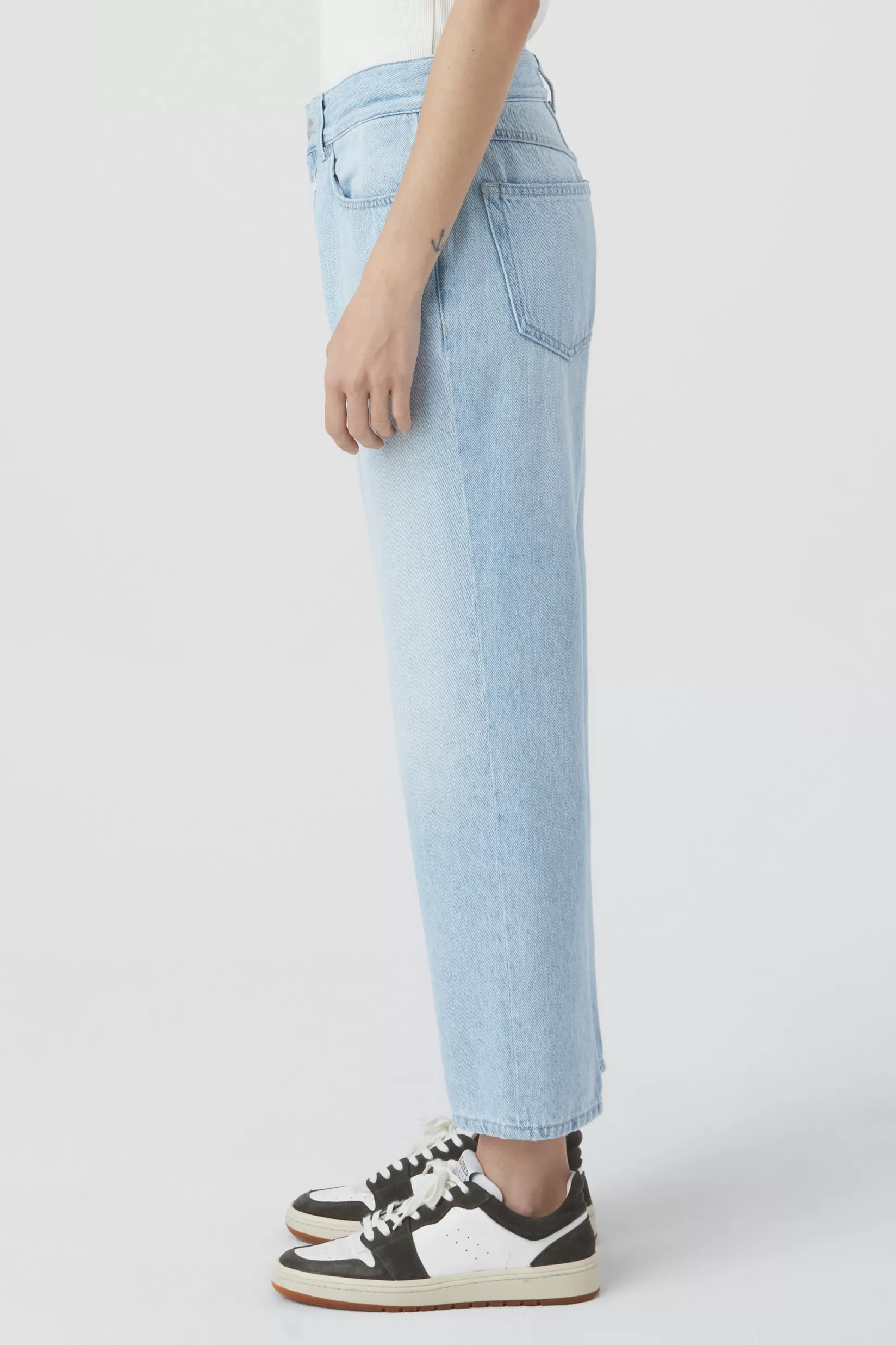 New CLOSED A Better Blue Milo Light Blue