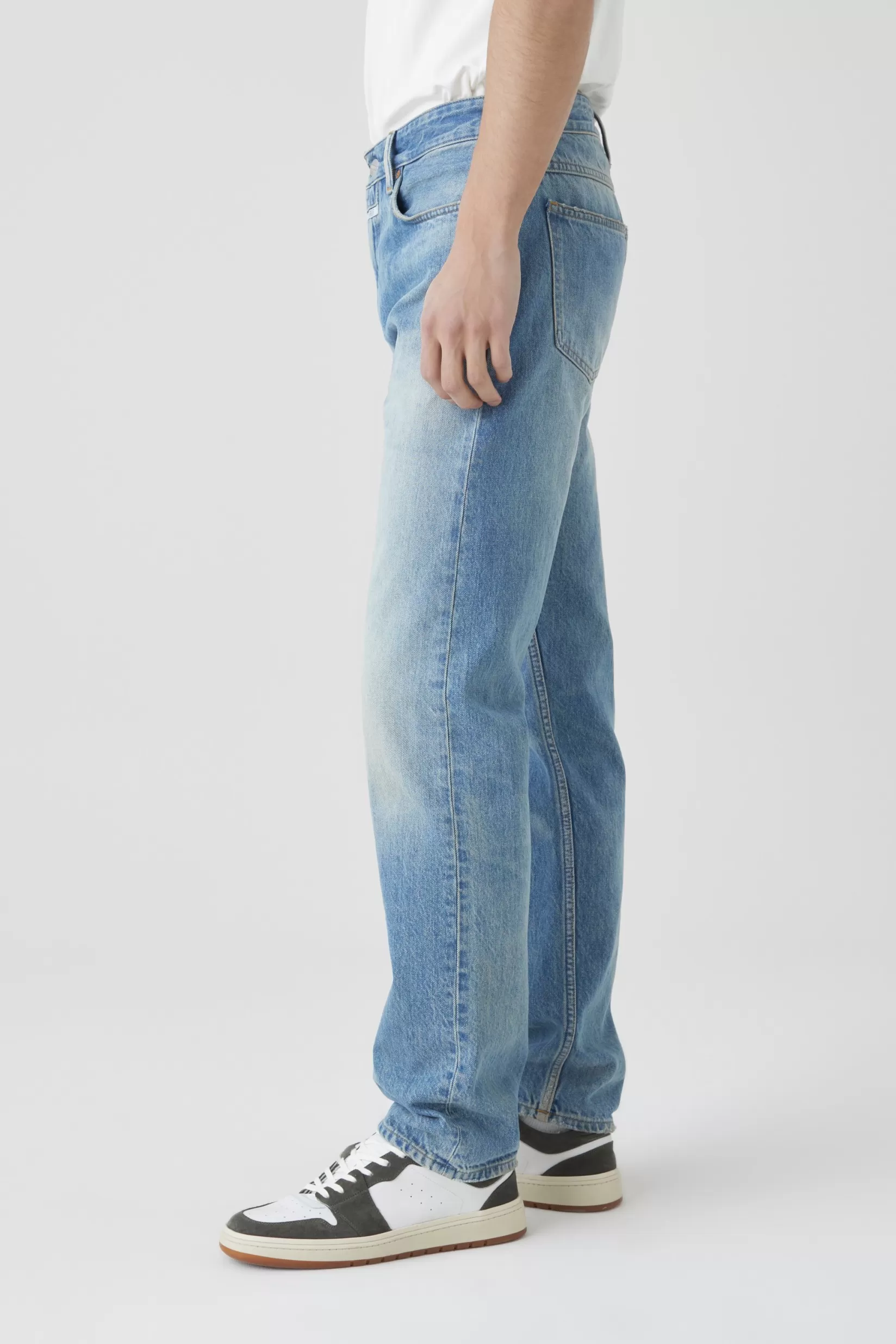 Cheap CLOSED Bogus Straight Jeans Mid Blue