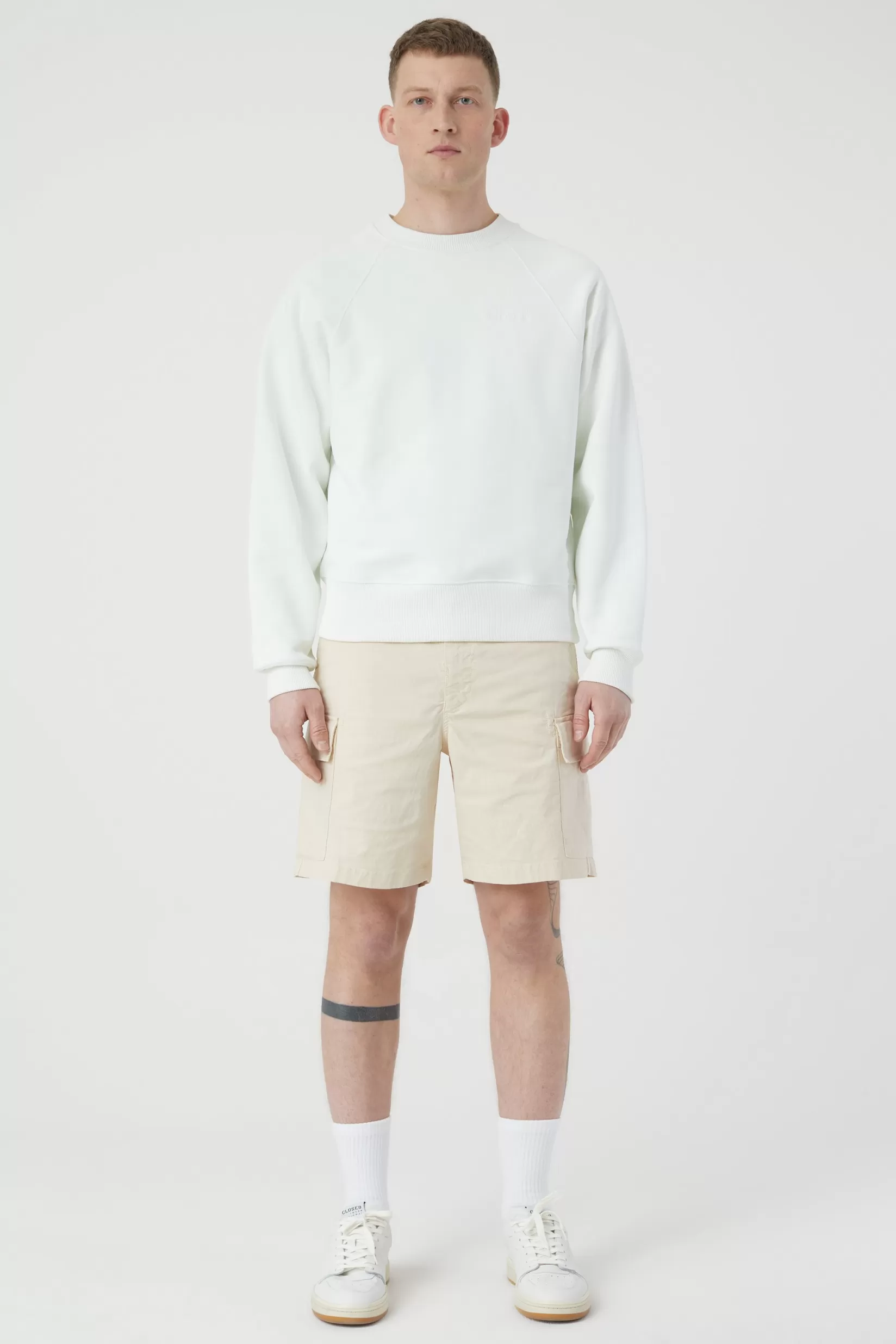 Hot CLOSED Cargo Shorts Sand Dune