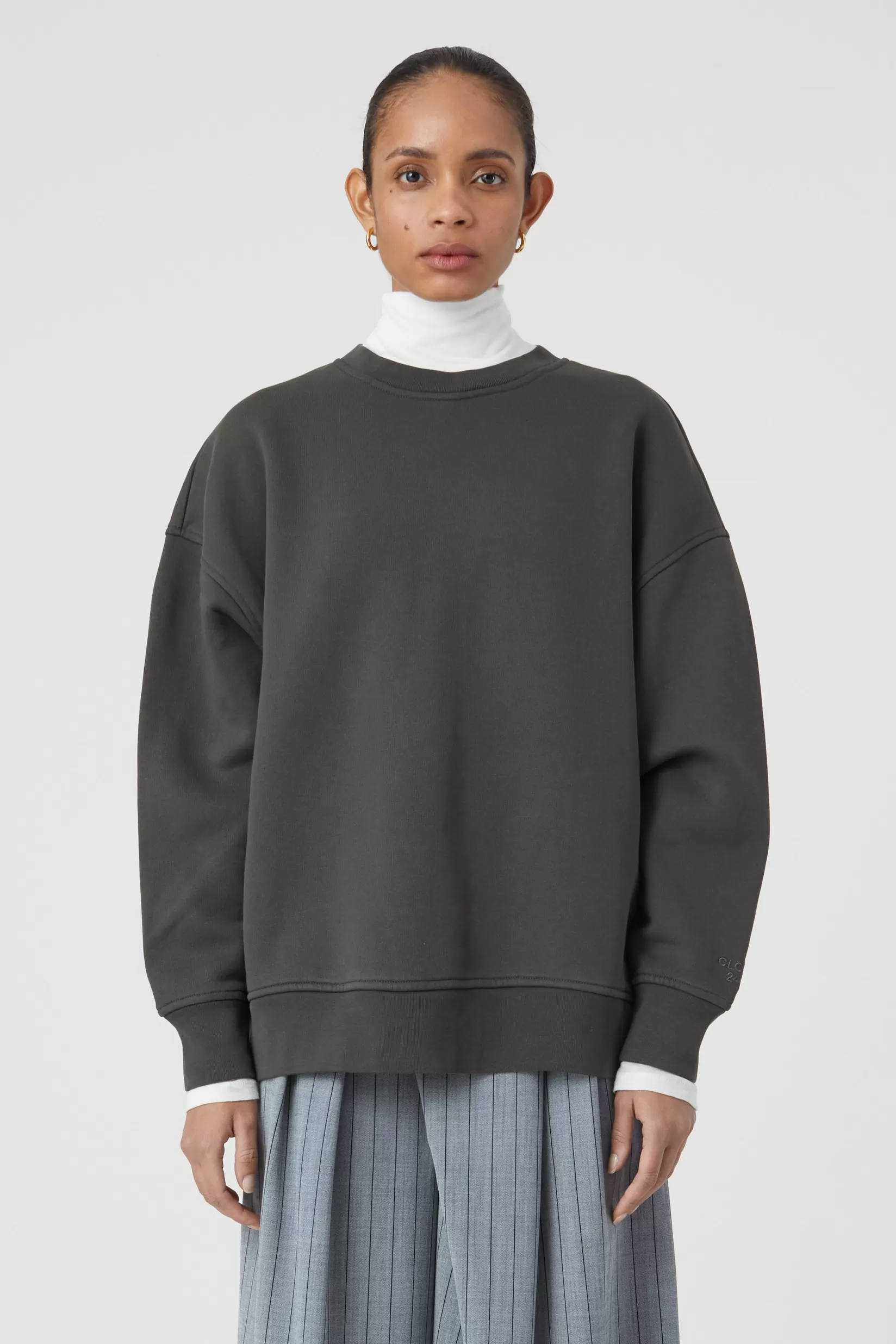 Flash Sale CLOSED Crewneck Mit Stickerei Washed Black