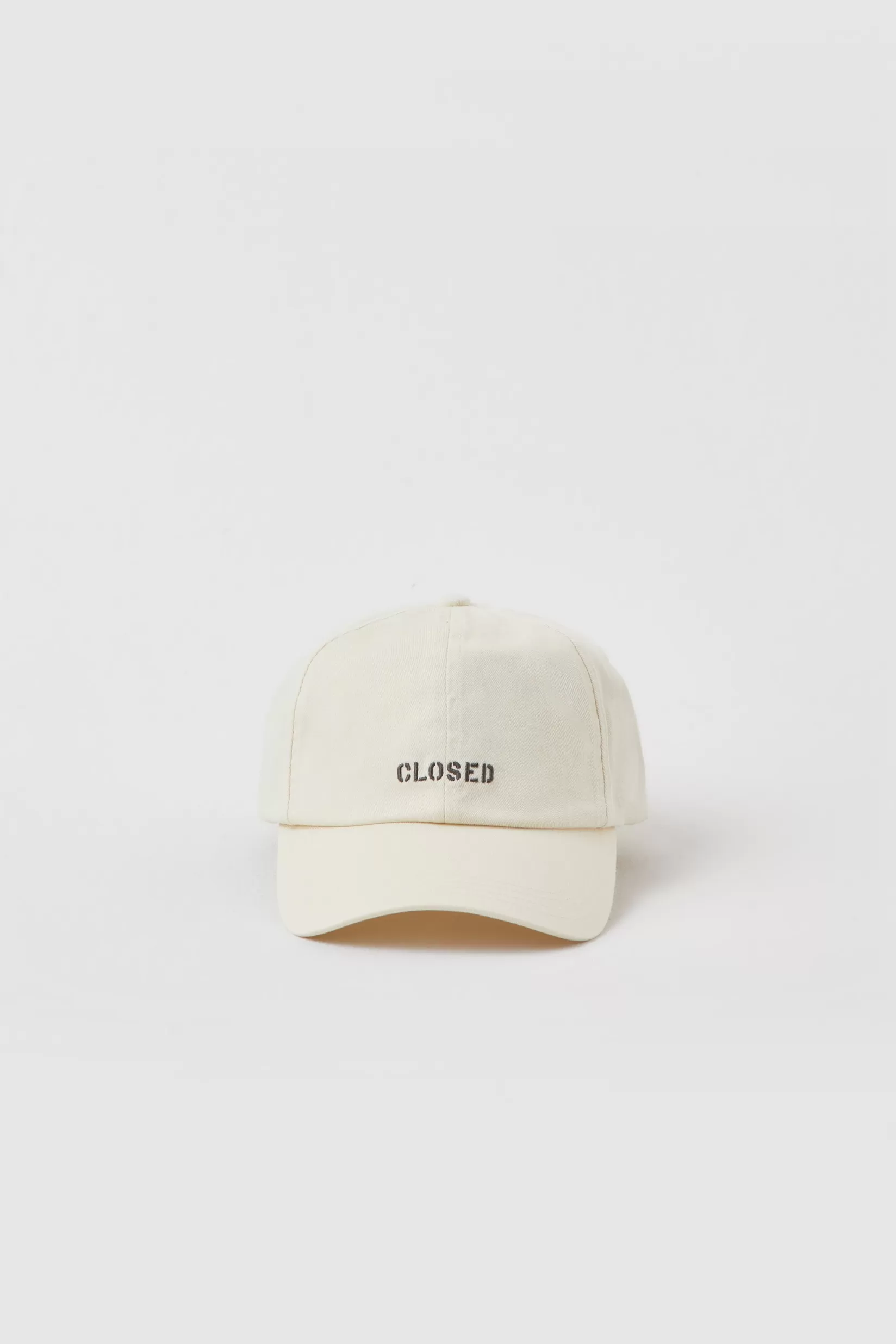 Best CLOSED Logo Cap Ecru