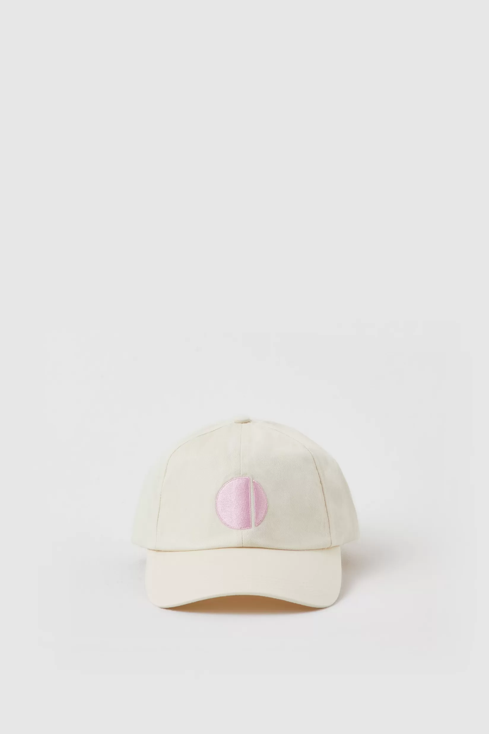 Online CLOSED Logo Cap Ecru