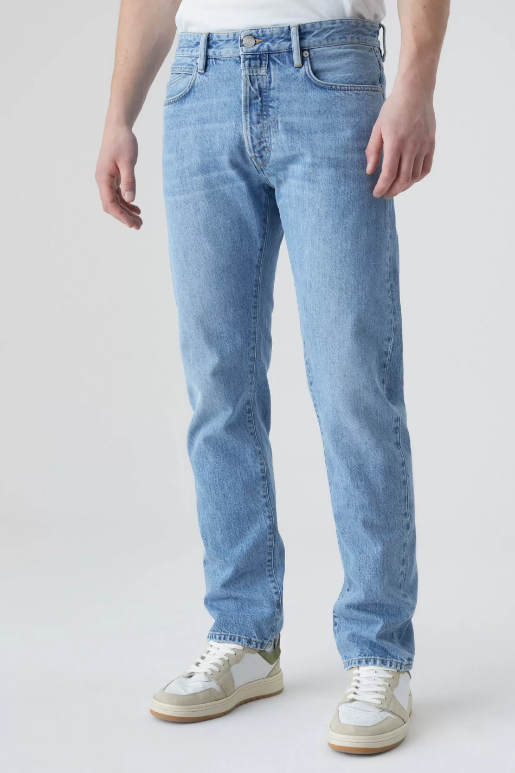 Discount CLOSED Oakland Straight Jeans Light Blue