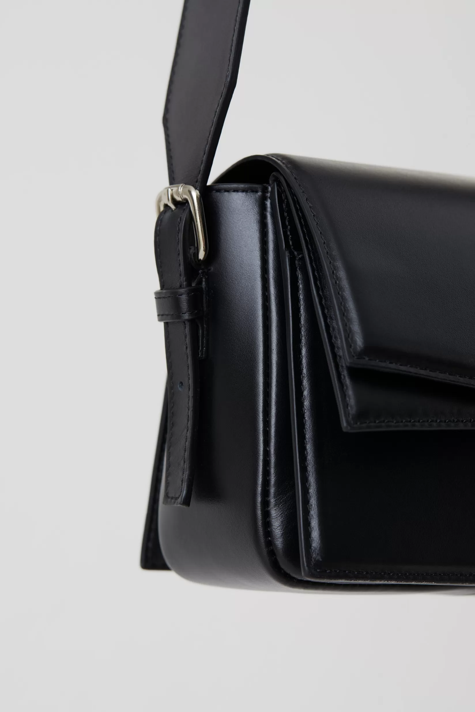 Cheap CLOSED Small Shoulder Bag Black