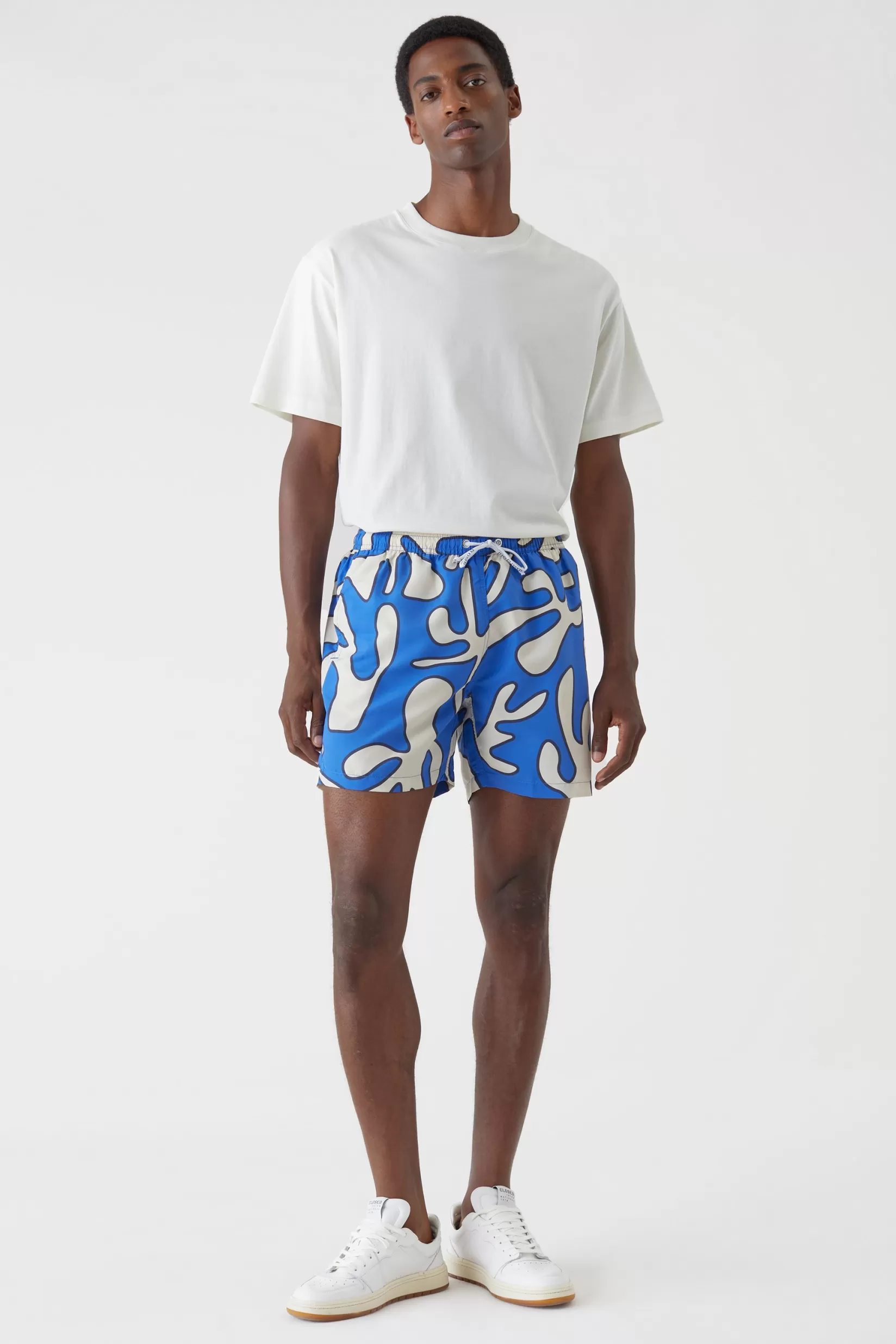 Shop CLOSED Swim Shorts Mit Print Indigo Blue