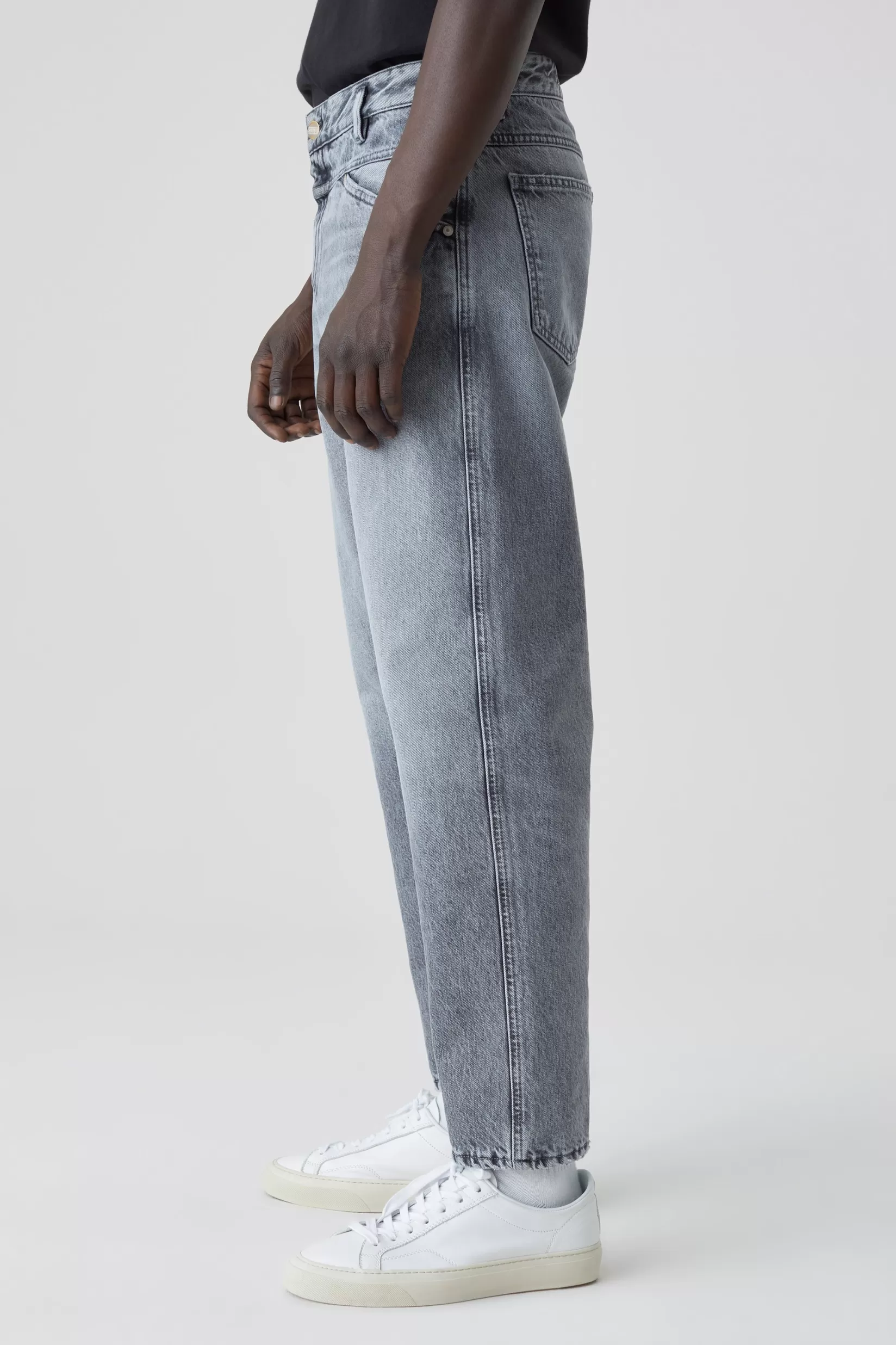 Hot CLOSED X-Lent Tapered Jeans Mid Grey